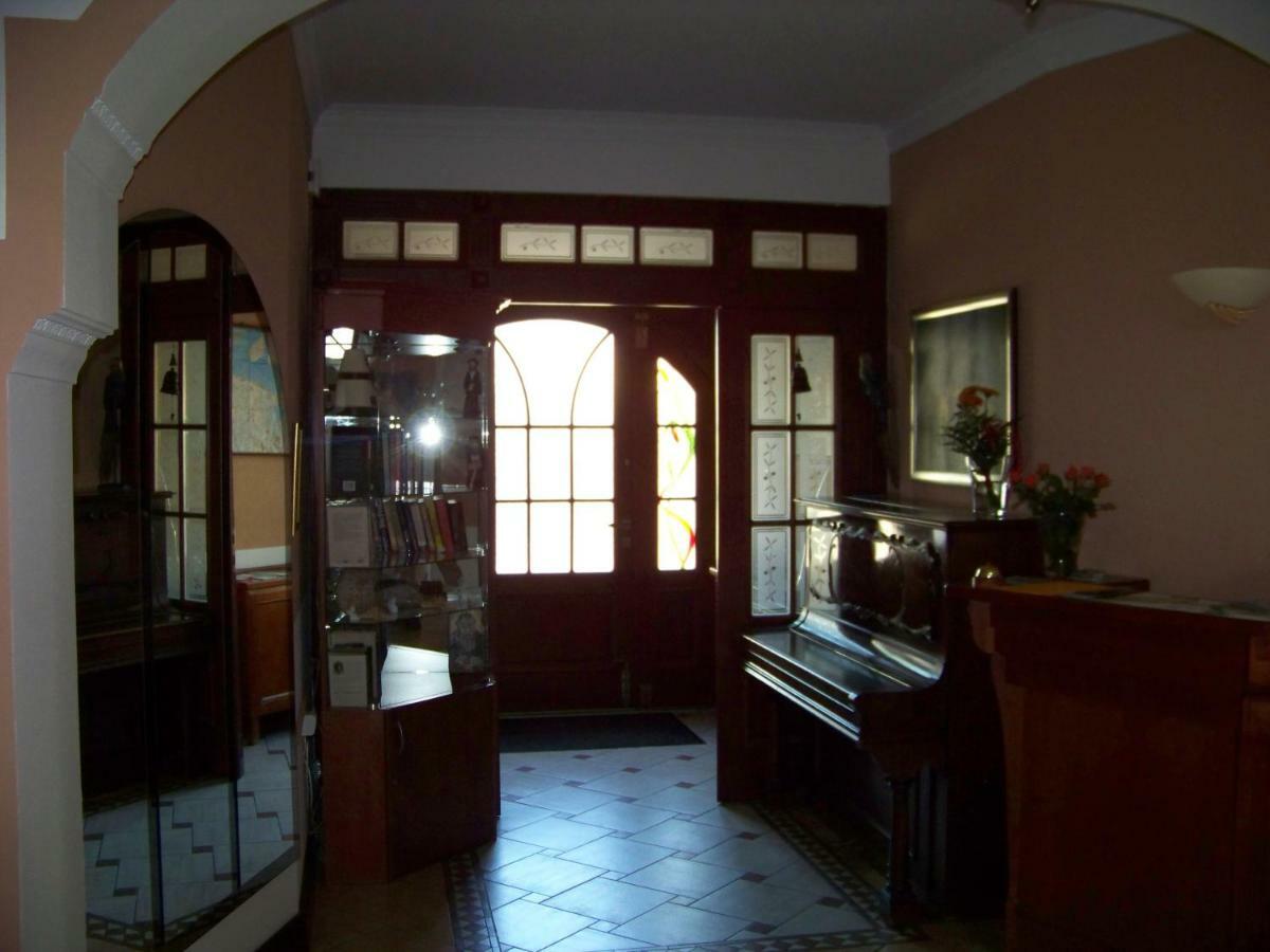 Sapphire Apartment Rewal Kültér fotó